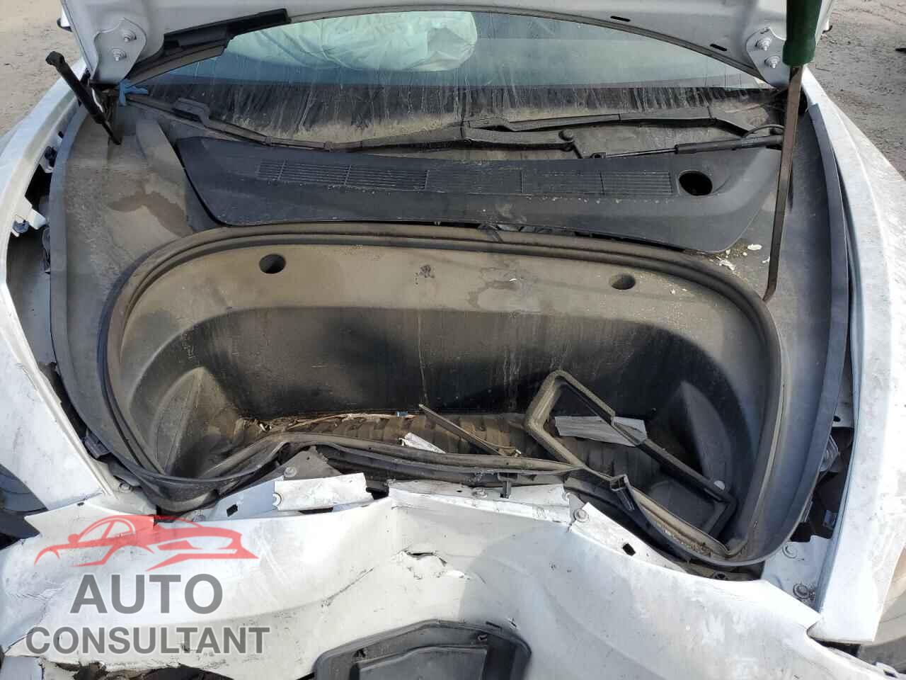 TESLA MODEL 3 2021 - 5YJ3E1EA1MF940403