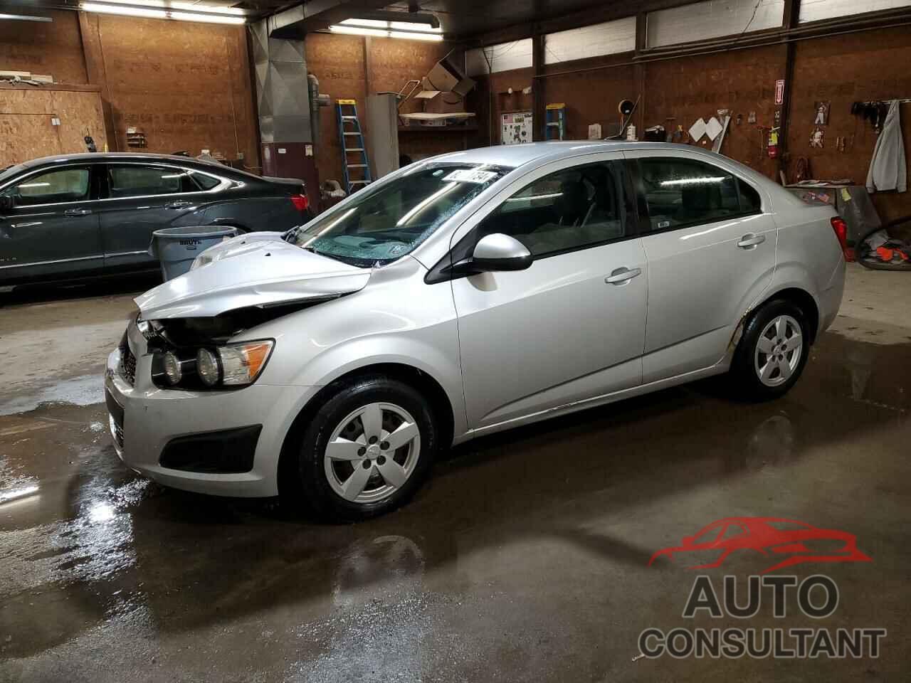 CHEVROLET SONIC 2014 - 1G1JB5SH9E4230496