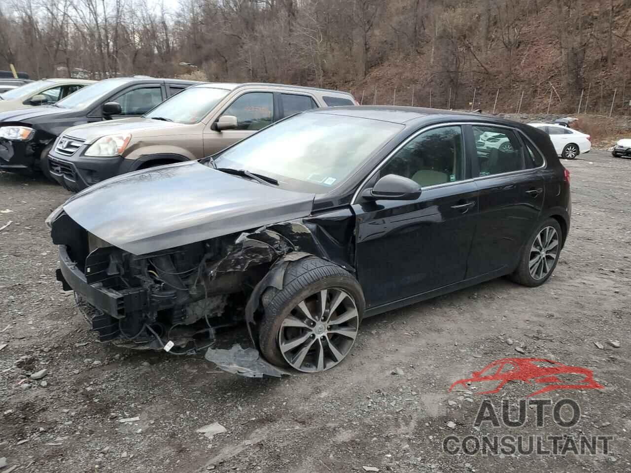 HYUNDAI ELANTRA 2018 - KMHH35LE8JU036166