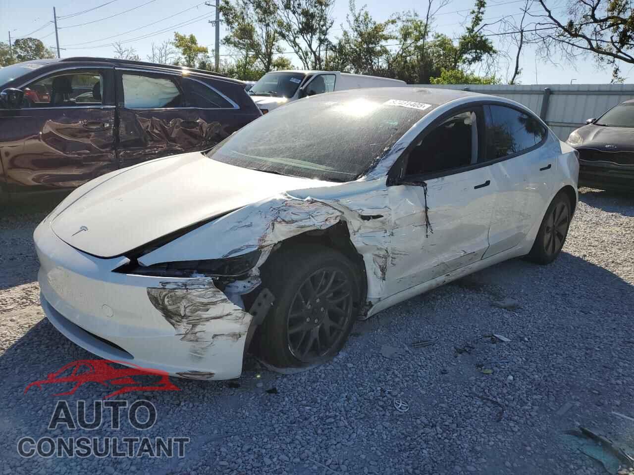 TESLA MODEL 3 2024 - 5YJ3E1EA8RF756468