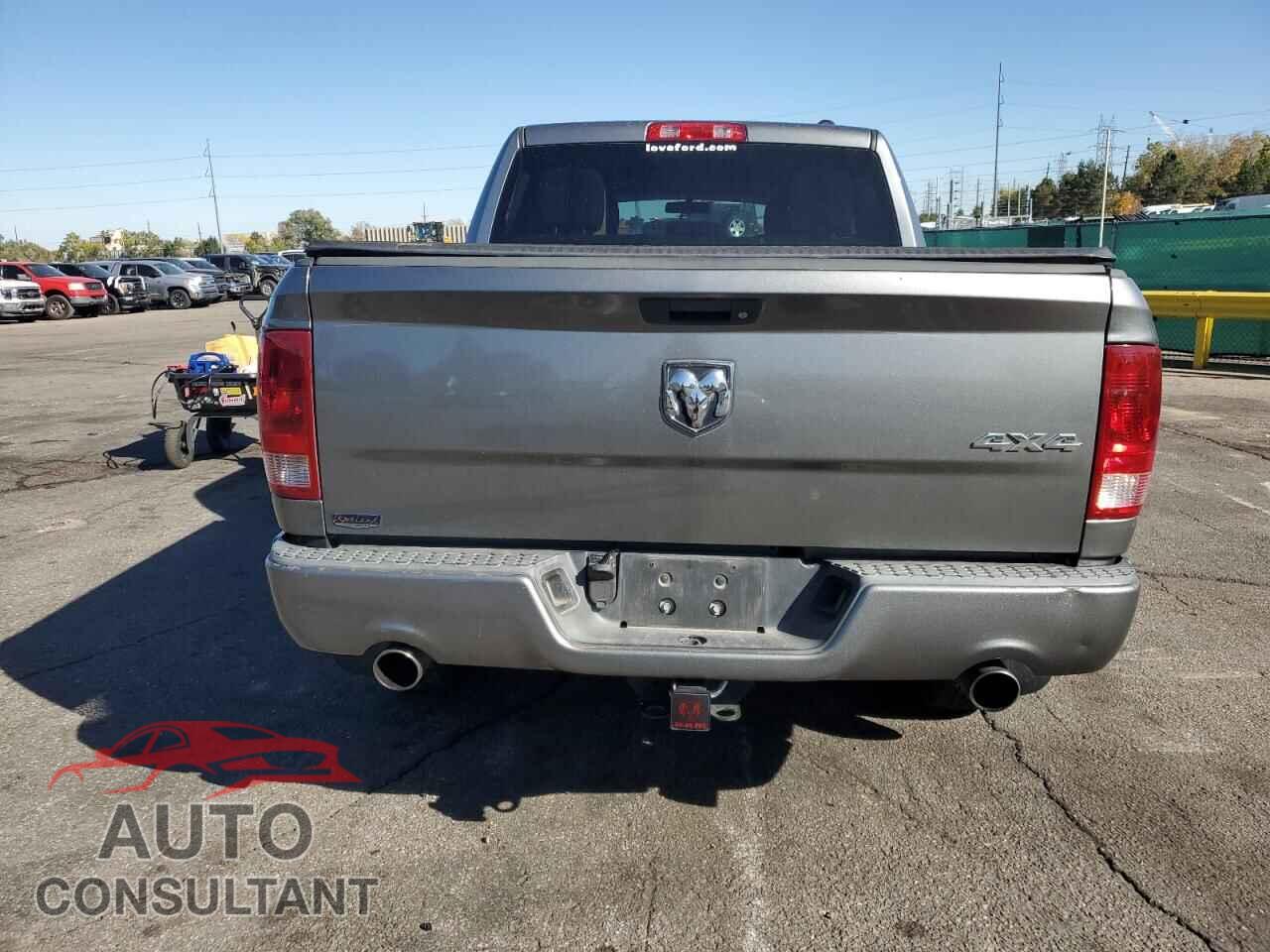 DODGE RAM 1500 2012 - 1C6RD7KT7CS142423
