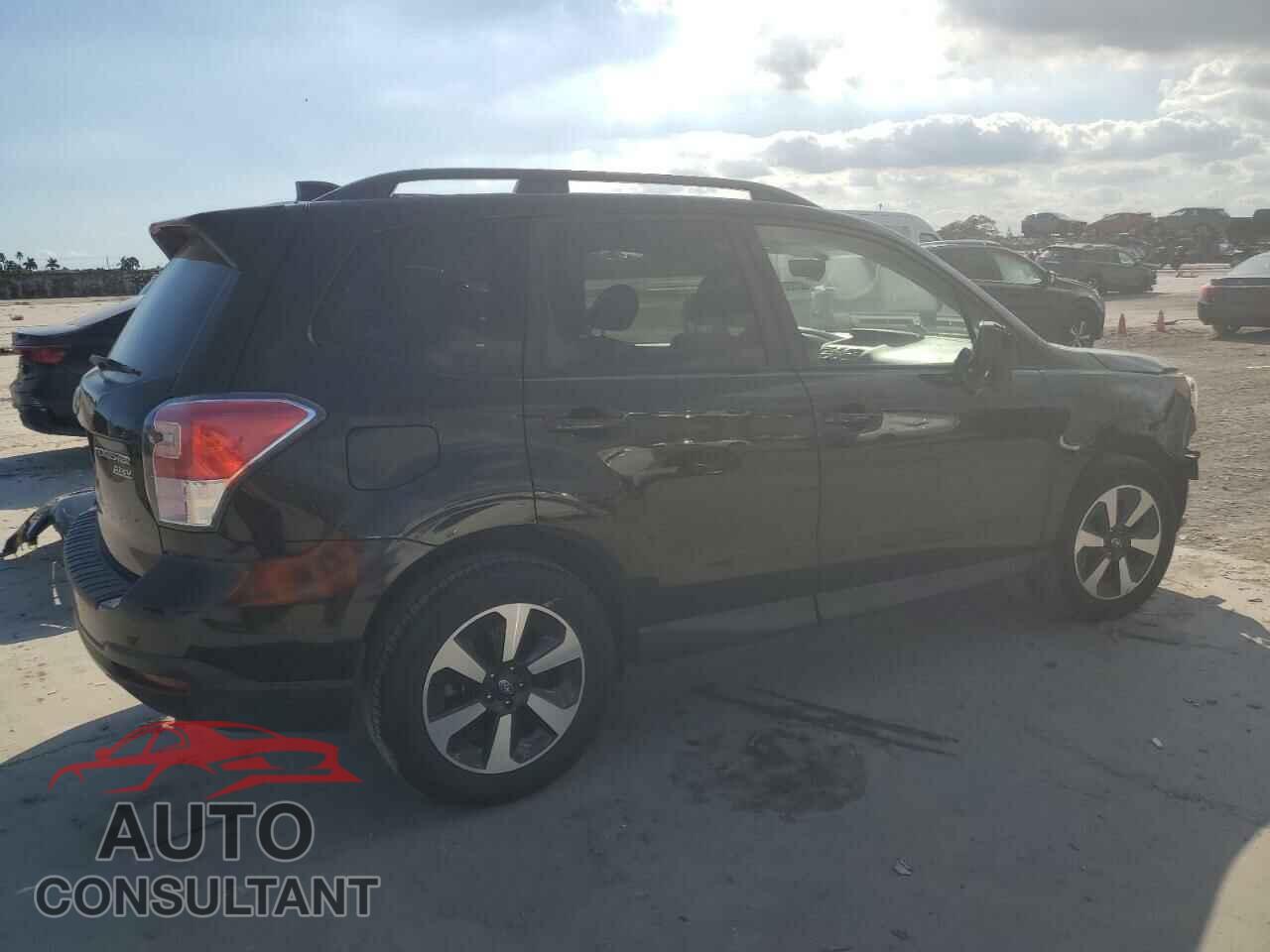SUBARU FORESTER 2017 - JF2SJAEC1HH483897