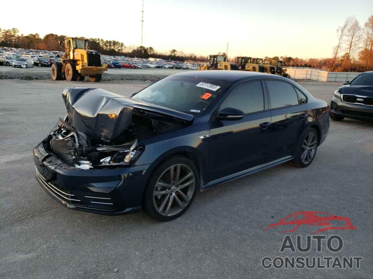 VOLKSWAGEN PASSAT 2018 - 1VWAA7A35JC052434