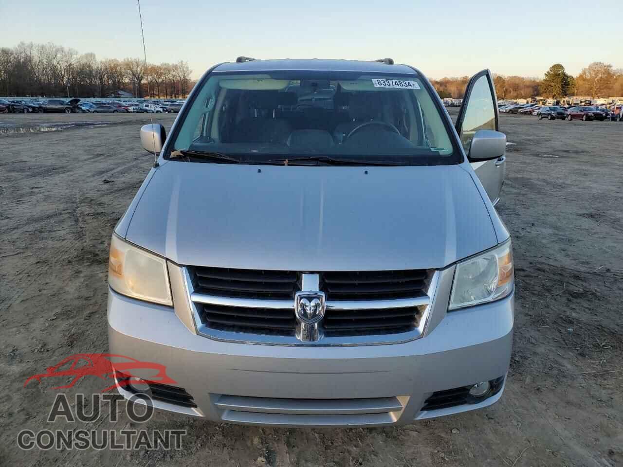 DODGE CARAVAN 2010 - 2D4RN5D16AR496795