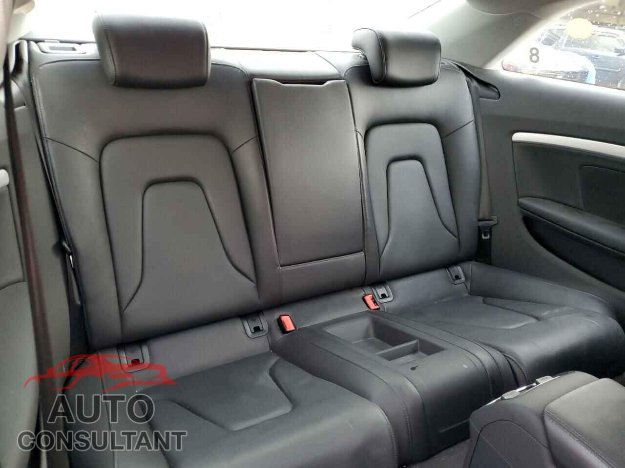 AUDI A5 2012 - WAULFAFR2CA001119