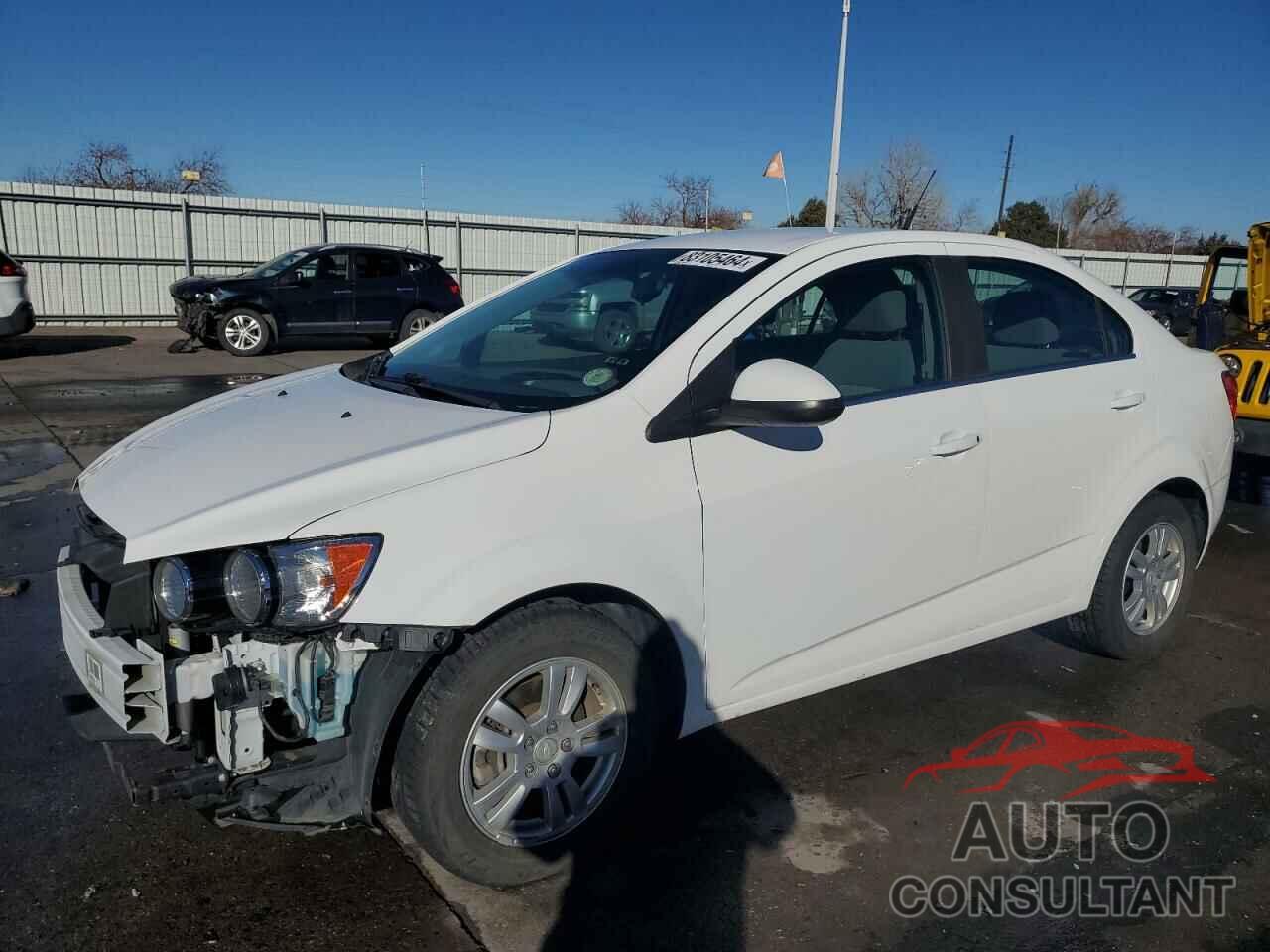 CHEVROLET SONIC 2013 - 1G1JC5SH9D4115294