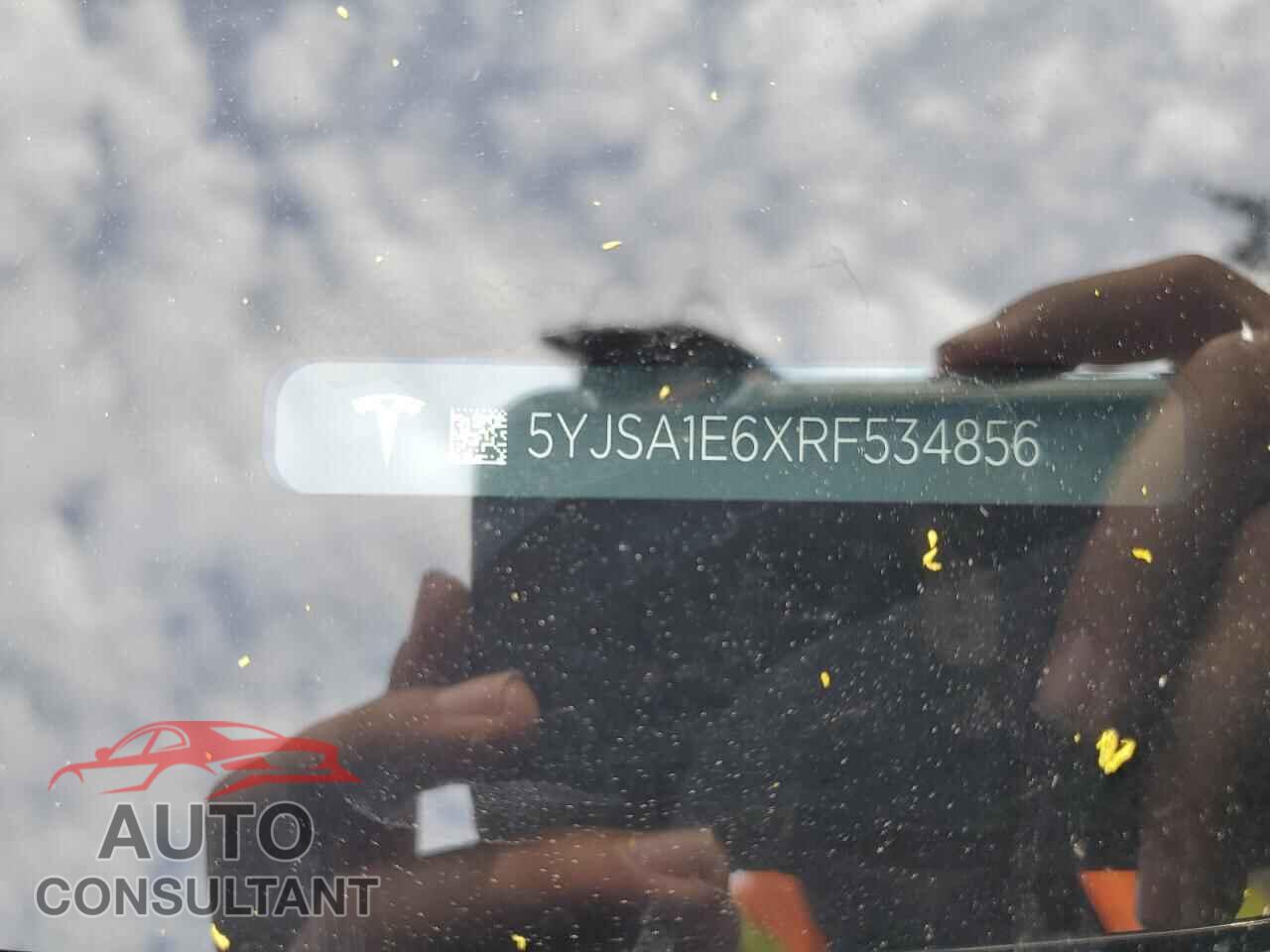 TESLA MODEL S 2024 - 5YJSA1E6XRF534856