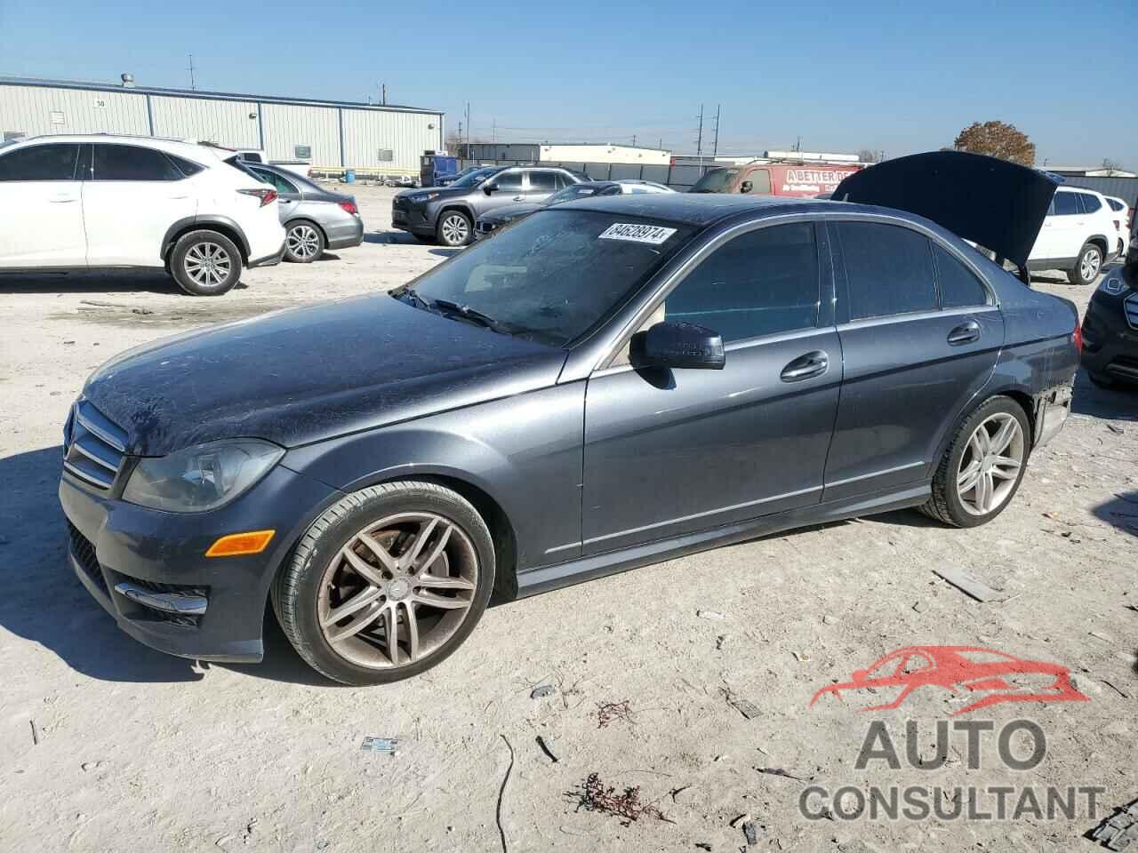 MERCEDES-BENZ C-CLASS 2013 - WDDGF4HB3DG092251