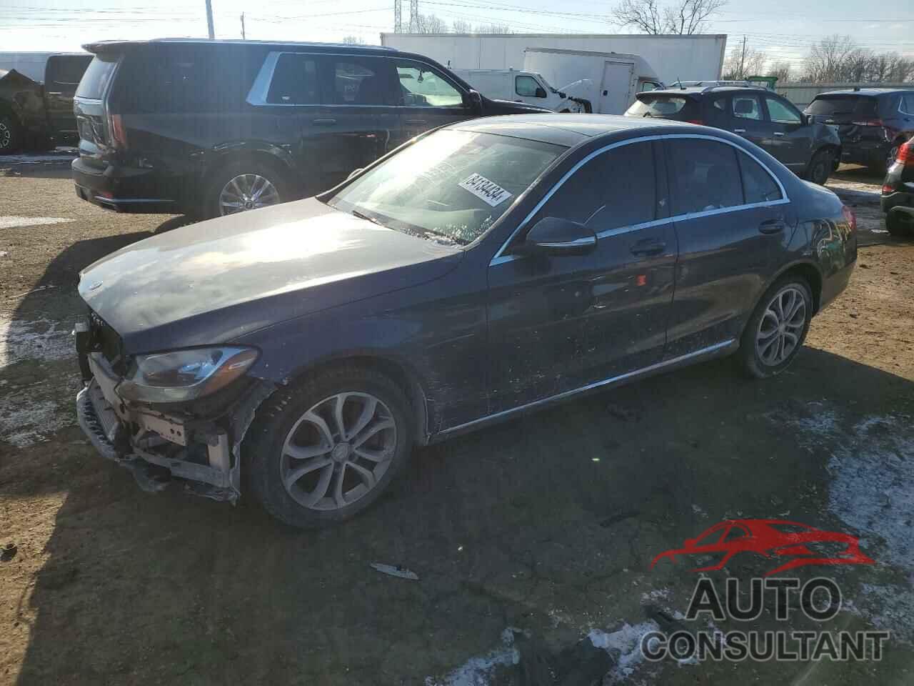 MERCEDES-BENZ C-CLASS 2015 - 55SWF4KB4FU028147