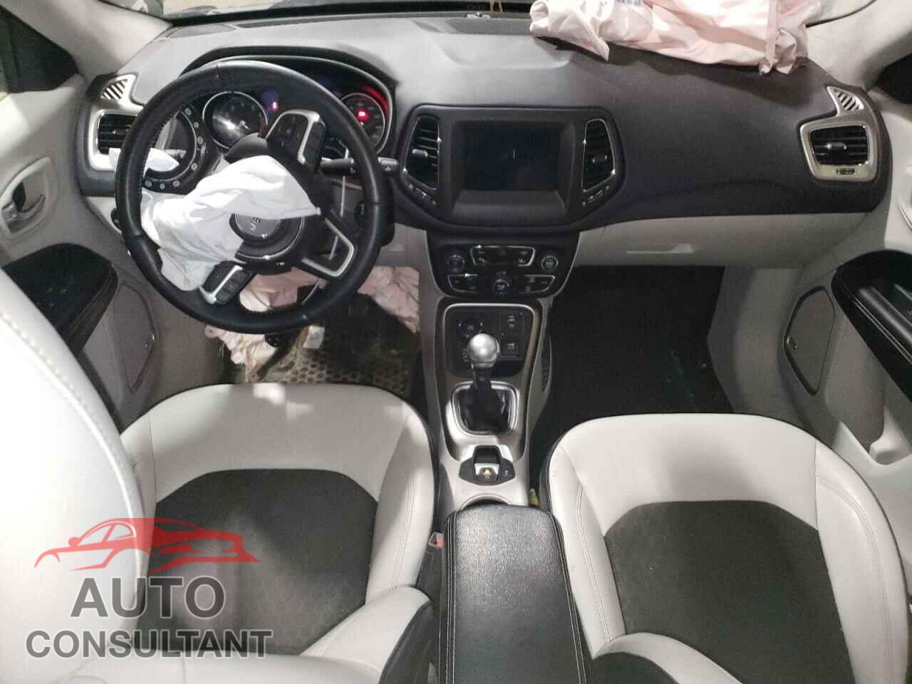 JEEP COMPASS 2017 - 3C4NJDBB7HT673777