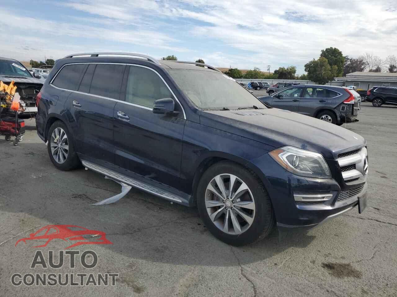MERCEDES-BENZ GL-CLASS 2013 - 4JGDF7CE0DA175585