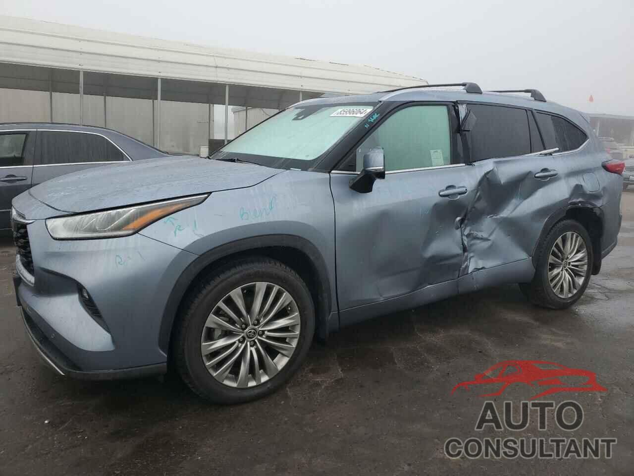 TOYOTA HIGHLANDER 2022 - 5TDFZRBH8NS215444