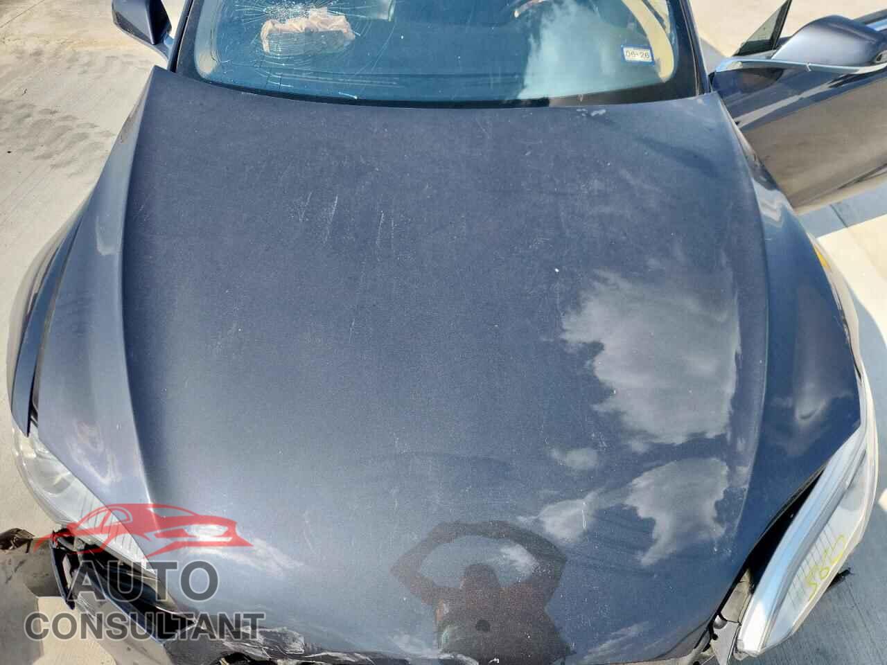 TESLA MODEL S 2015 - 5YJSA1S27FF086590