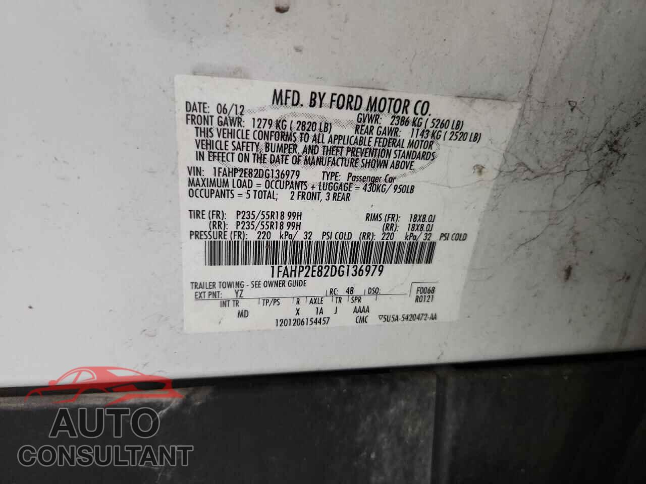 FORD TAURUS 2013 - 1FAHP2E82DG136979
