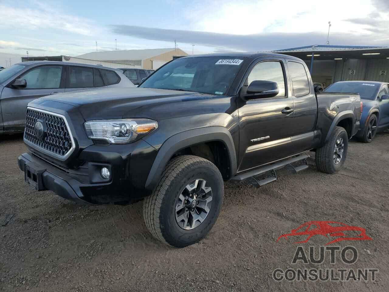 TOYOTA TACOMA 2018 - 5TFSZ5AN3JX127615