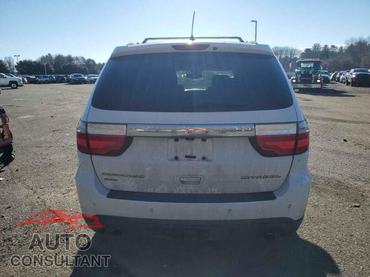 DODGE DURANGO 2013 - 1C4SDJET4DC591055