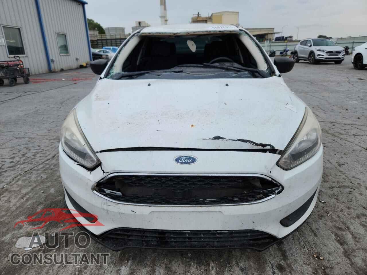 FORD FOCUS 2018 - 1FADP3E29JL201541