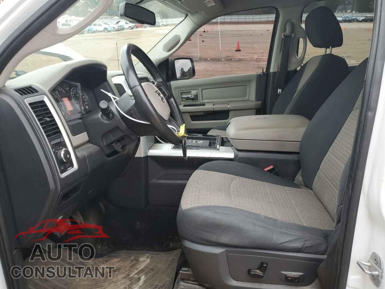 DODGE RAM 1500 2012 - 1C6RD7LT3CS140909