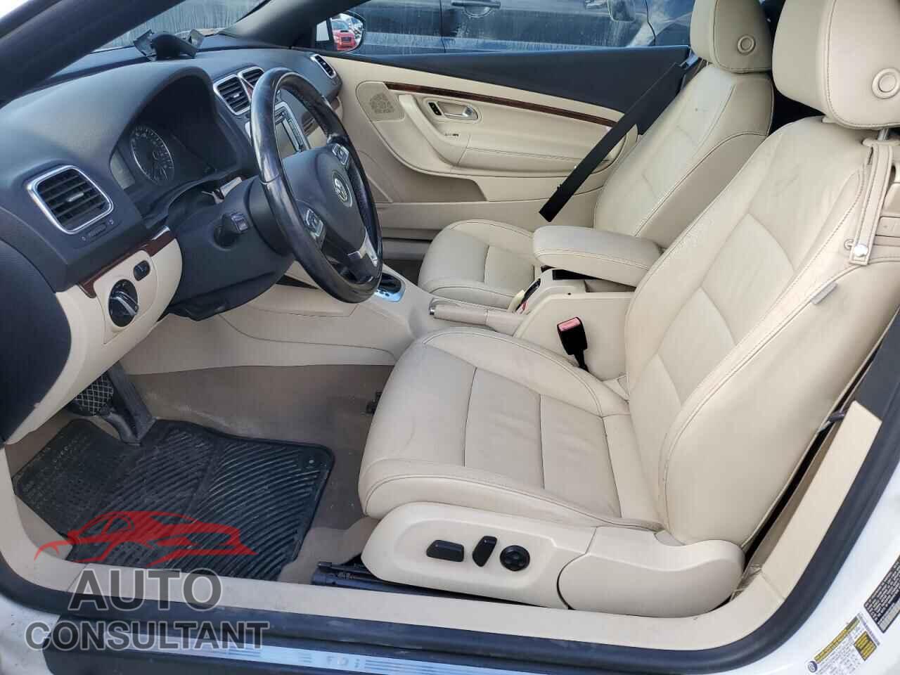 VOLKSWAGEN EOS 2012 - WVWFW7AH8CV021904