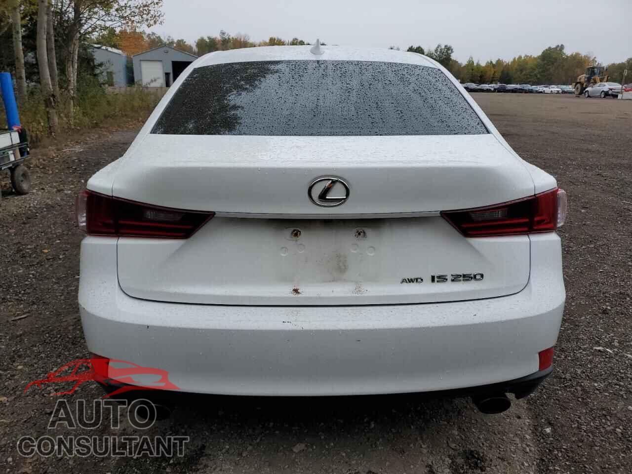 LEXUS IS 2014 - JTHCF1D29E5000245