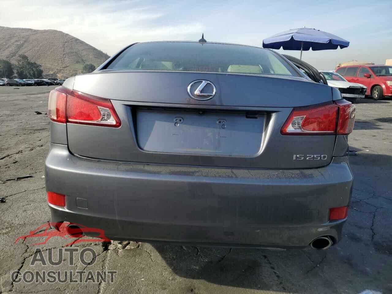 LEXUS IS 2013 - JTHBF5C26D5186703