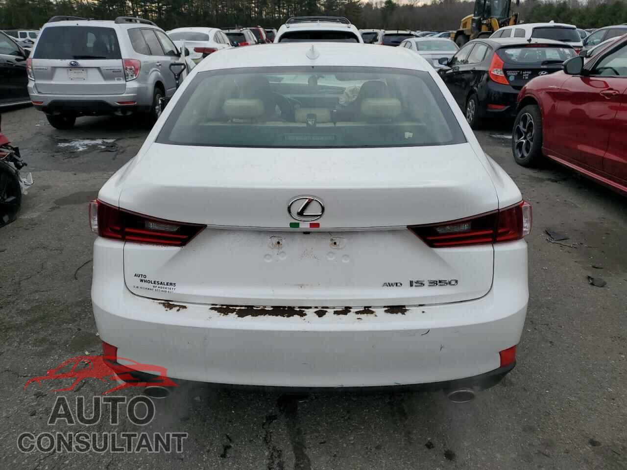 LEXUS IS 2014 - JTHCE1D25E5000956