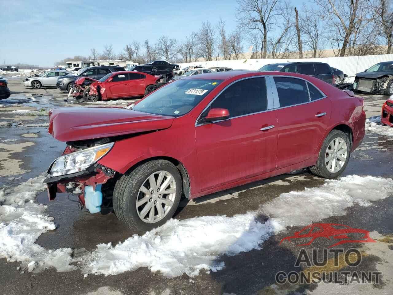 CHEVROLET MALIBU 2013 - 1G11H5SA8DF135643