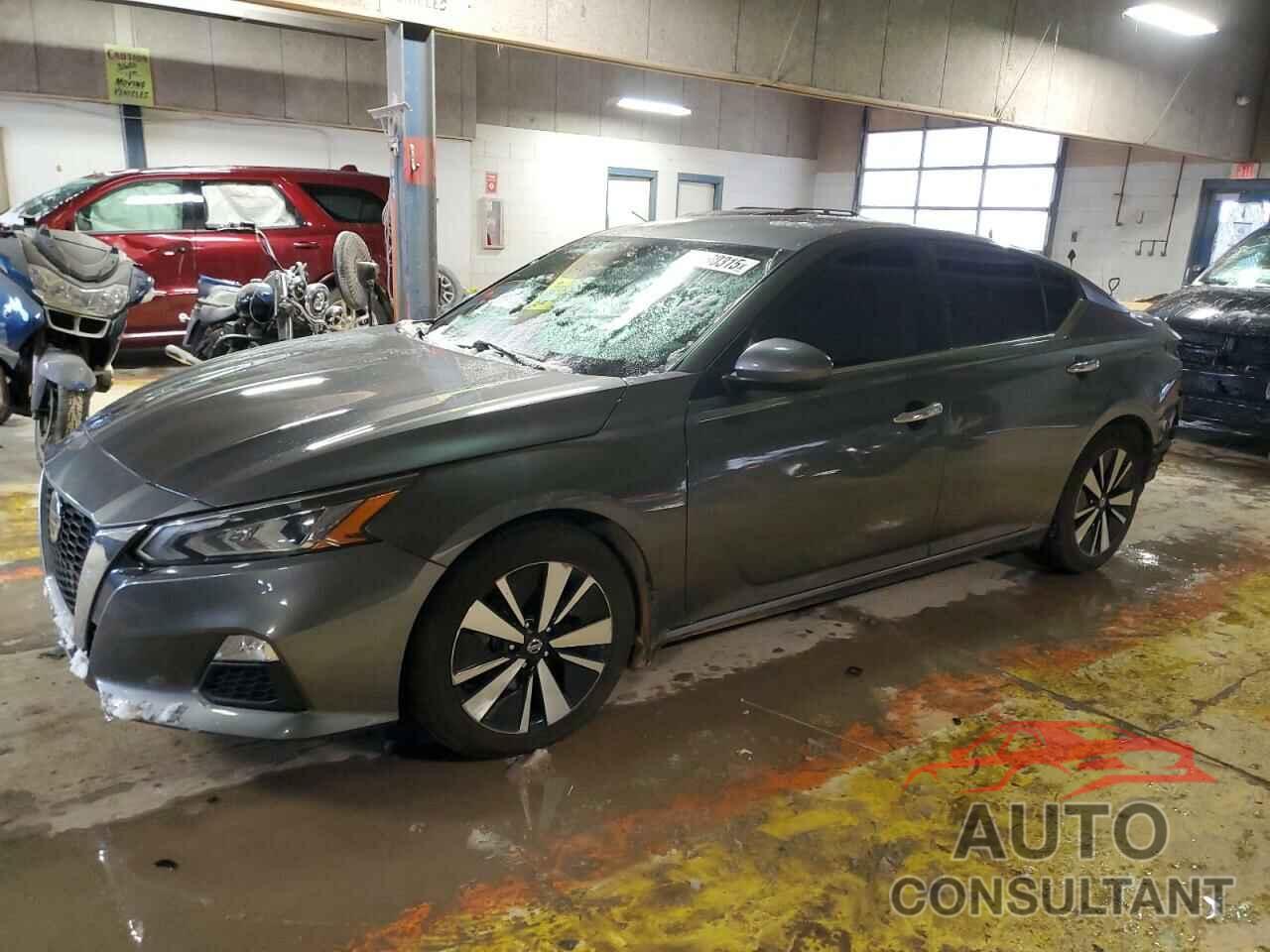 NISSAN ALTIMA 2022 - 1N4BL4DV3NN321561