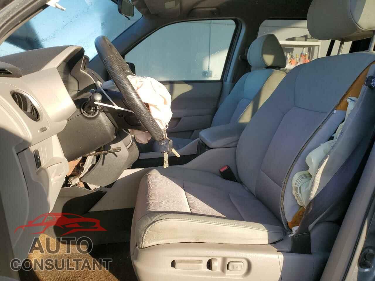 HONDA PILOT 2013 - 5FNYF3H42DB031168