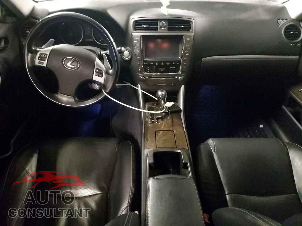 LEXUS IS 2013 - JTHCF5C28D5063103
