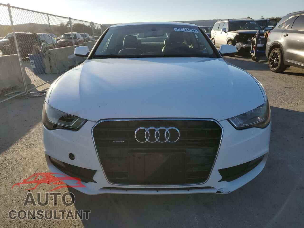 AUDI A5 2014 - WAUCFAFR7EA031204