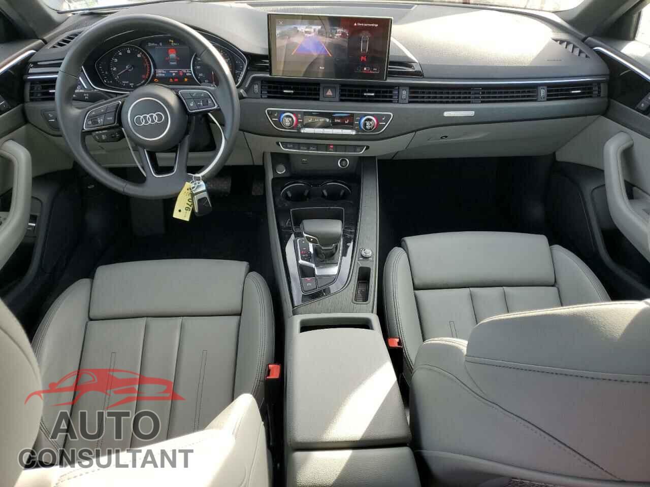 AUDI A4 2023 - WAUDAAF43PN021868