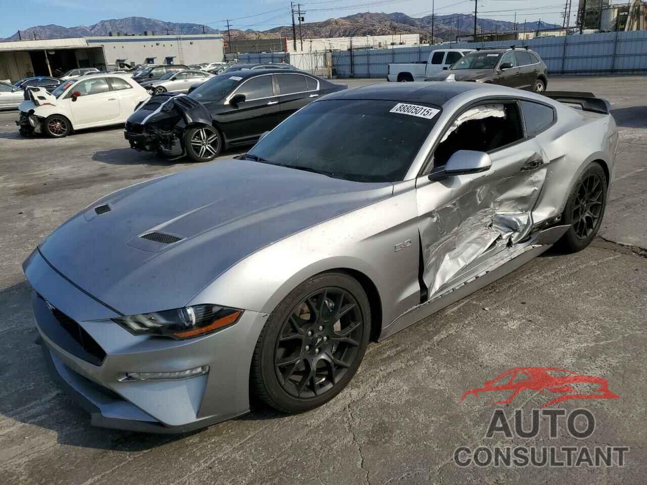 FORD MUSTANG 2020 - 1FA6P8CF9L5136225
