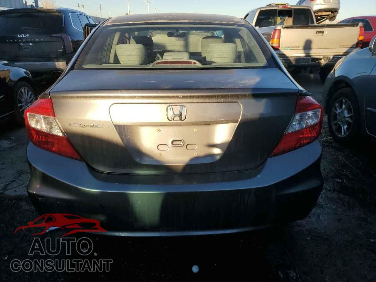 HONDA CIVIC 2012 - JHMFB2F82CS002658