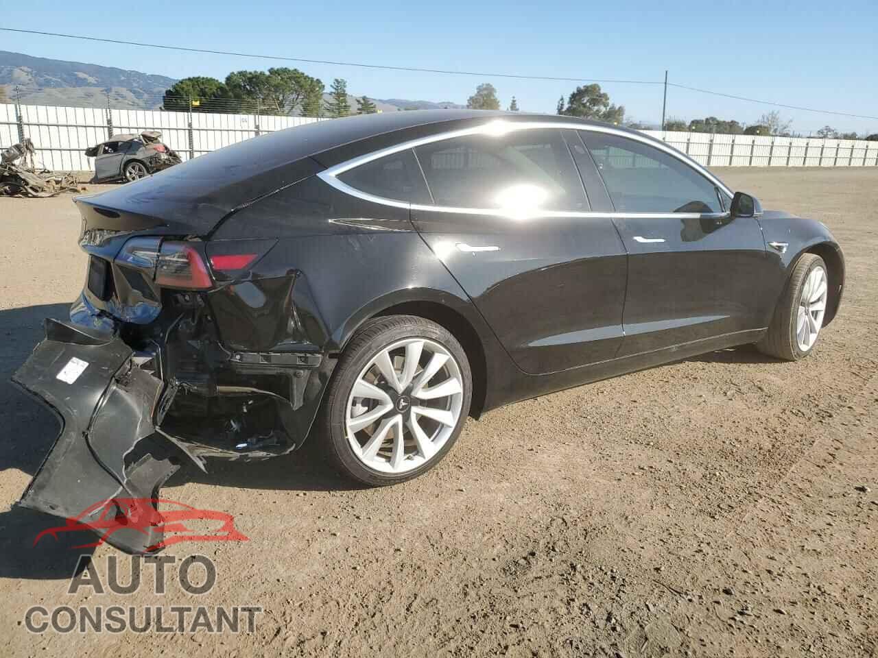 TESLA MODEL 3 2019 - 5YJ3E1EA3KF346098