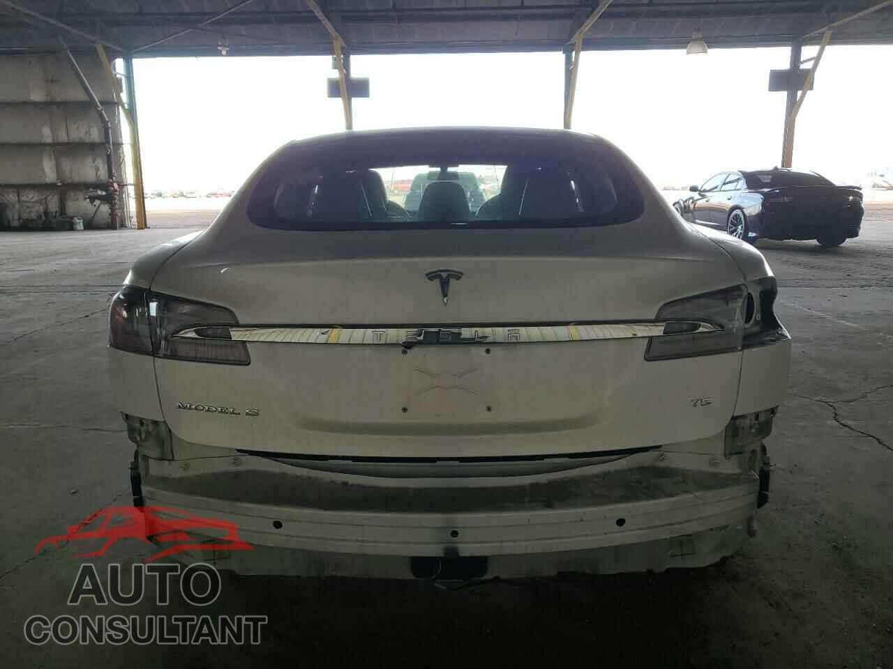 TESLA MODEL S 2017 - 5YJSA1E10HF202816