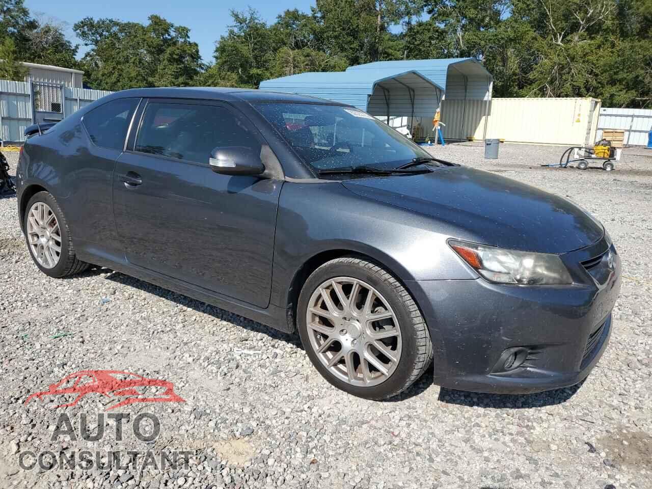 TOYOTA SCION 2013 - JTKJF5C75D3057171
