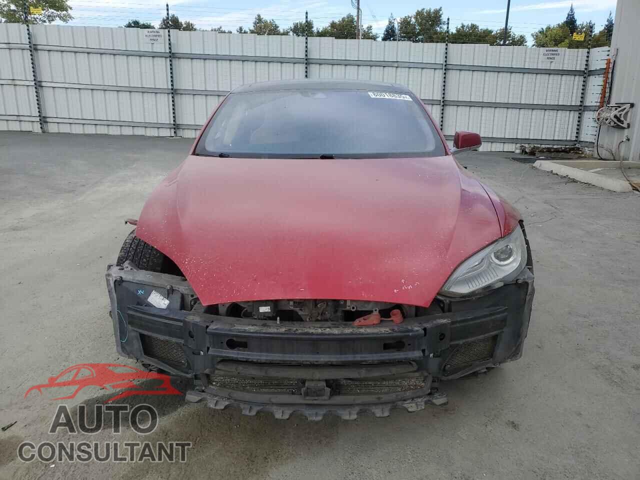 TESLA MODEL S 2015 - 5YJSA1H11FF080167