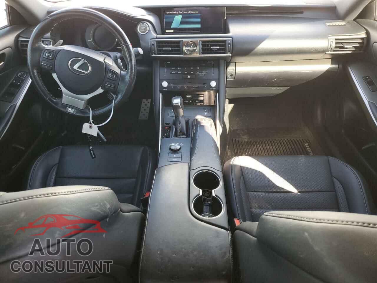 LEXUS IS 2018 - JTHCZ1D23J5015177