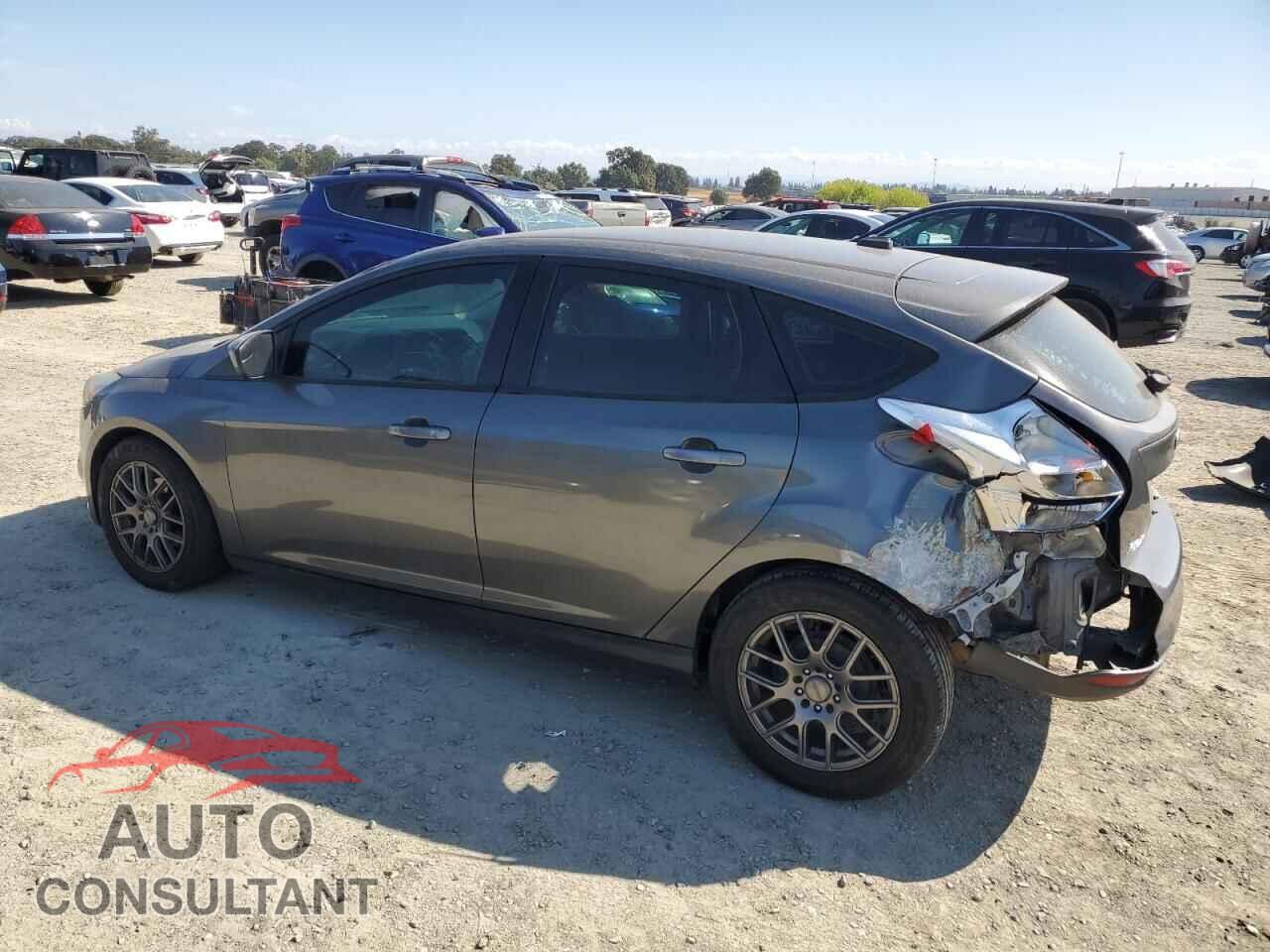 FORD FOCUS 2012 - 1FAHP3K20CL338103
