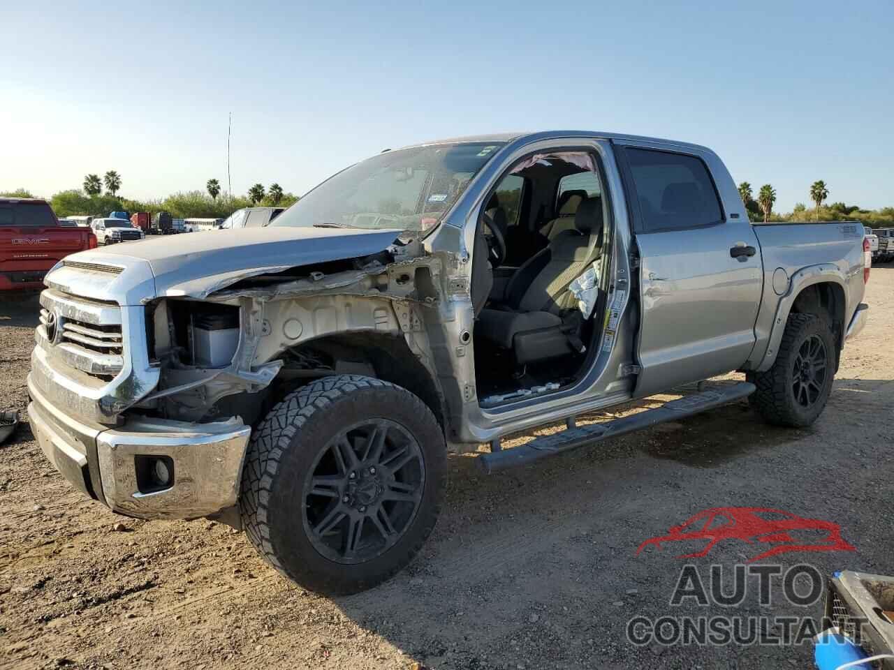 TOYOTA TUNDRA 2017 - 5TFEM5F12HX119128