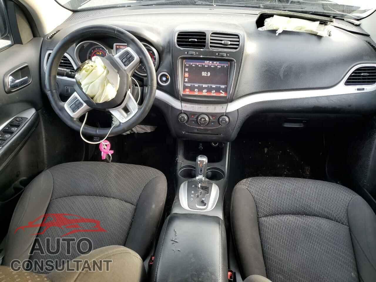 DODGE JOURNEY 2017 - 3C4PDCBB8HT677783