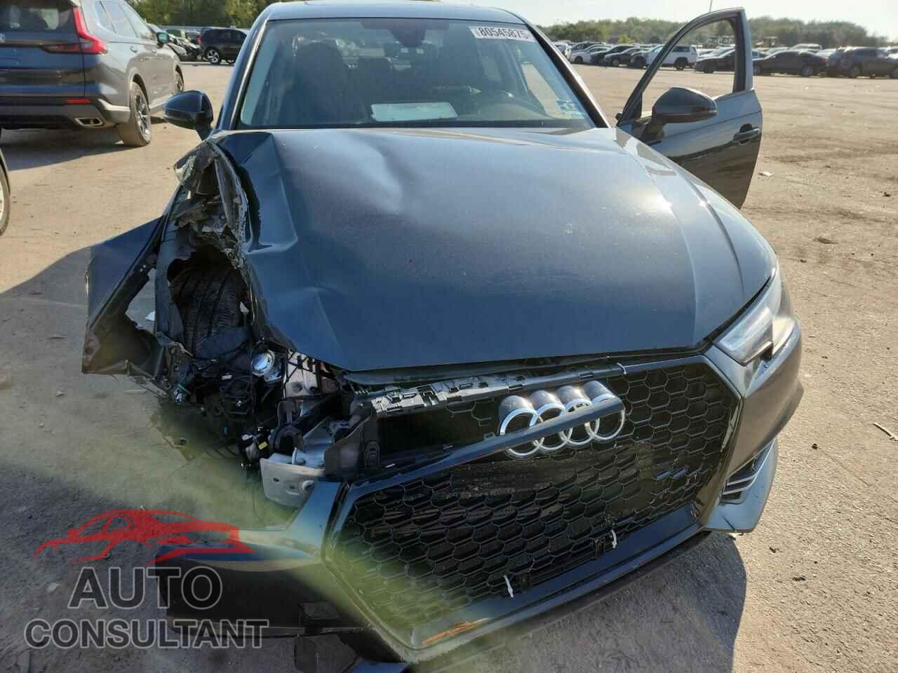 AUDI A4 2017 - WAUDNAF48HN051325