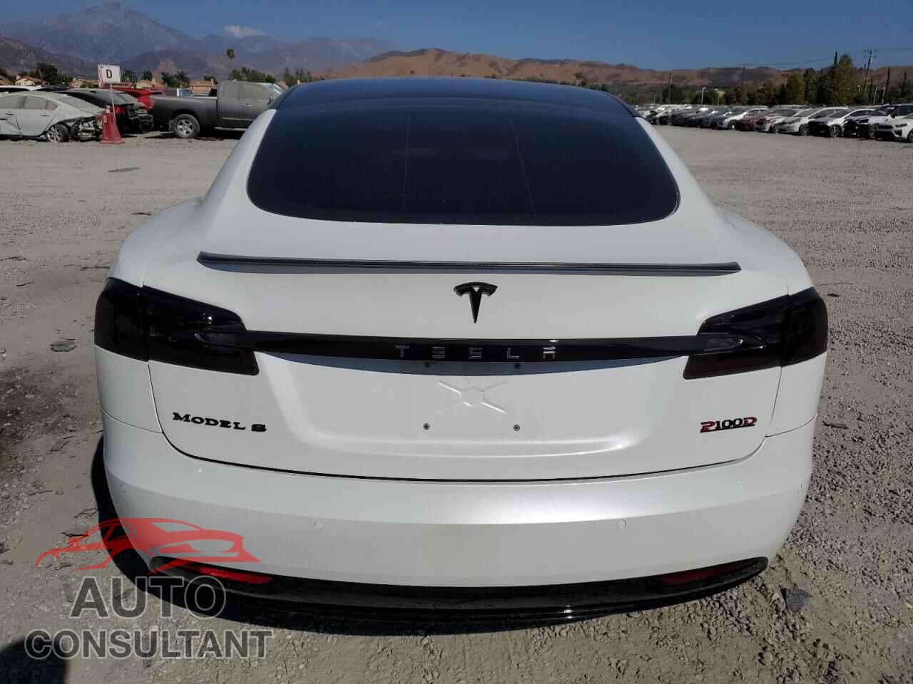 TESLA MODEL S 2018 - 5YJSA1E48JF298016