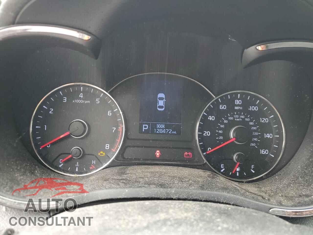 KIA FORTE 2015 - KNAFX5A87F5347552
