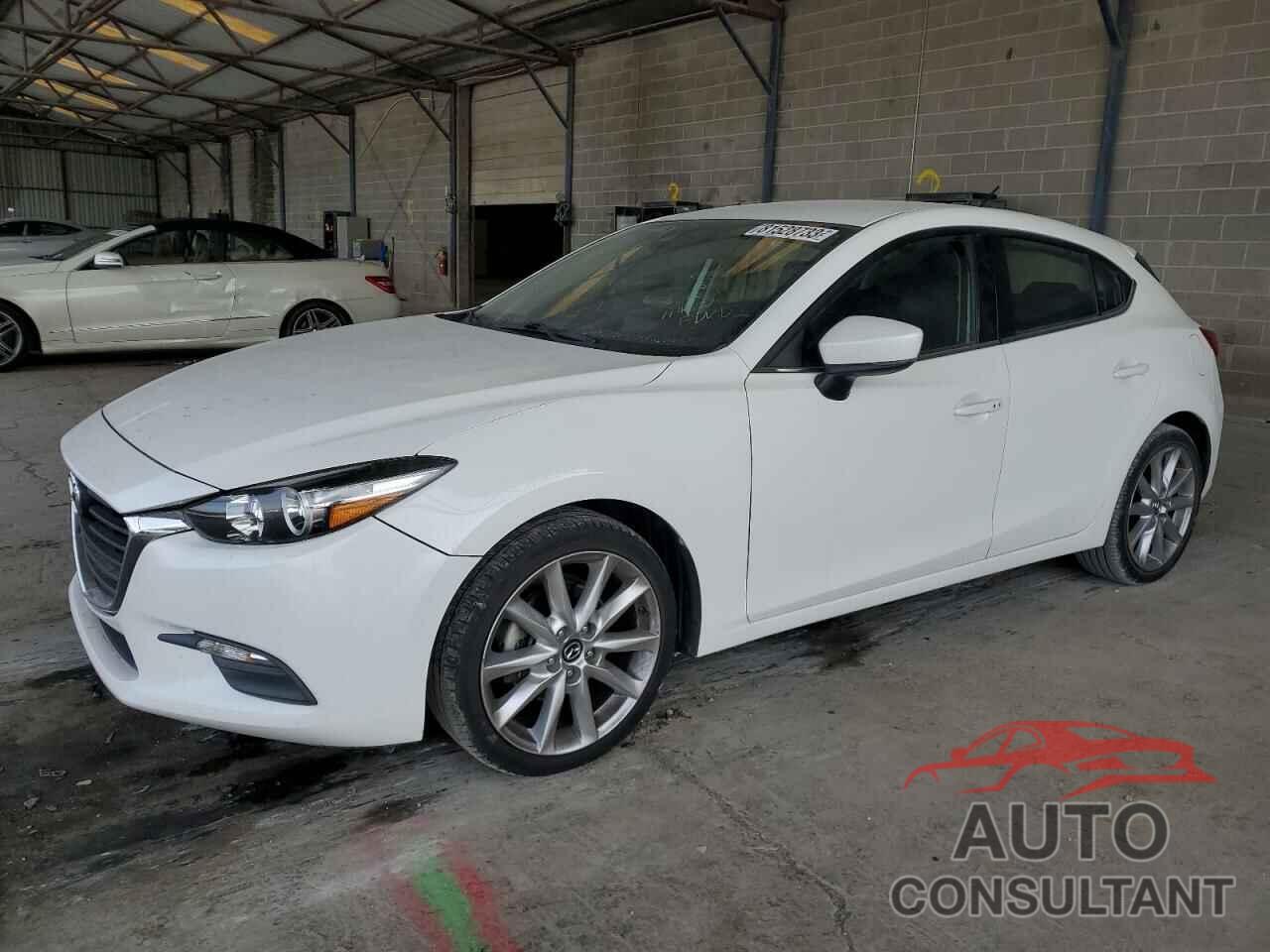 MAZDA 3 2017 - 3MZBN1L79HM114027