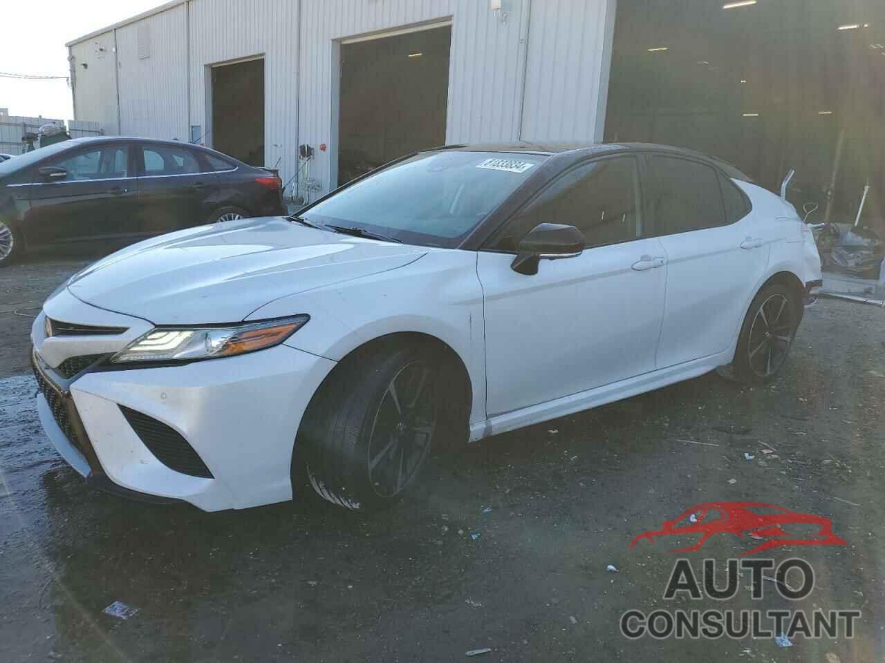 TOYOTA CAMRY 2019 - 4T1B61HK5KU175290