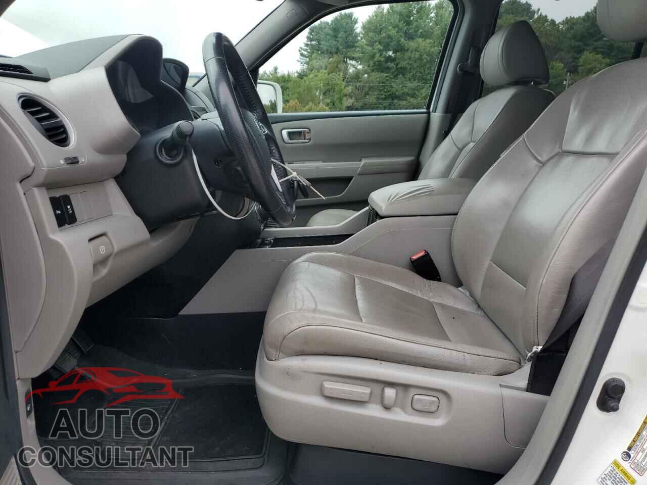 HONDA PILOT 2013 - 5FNYF4H98DB077783