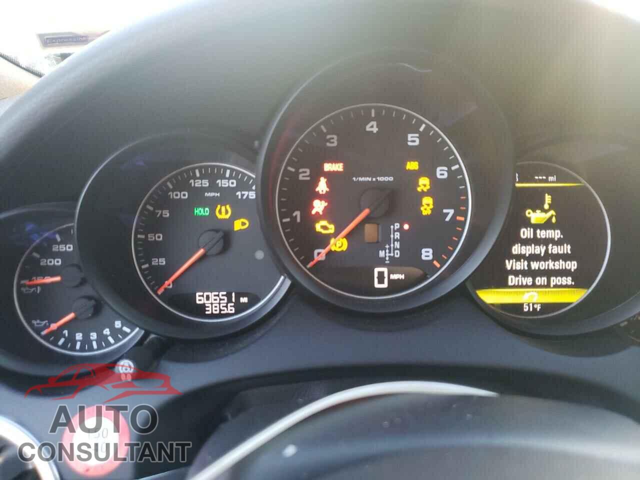 PORSCHE CAYENNE 2017 - WP1AA2A23HKA87193