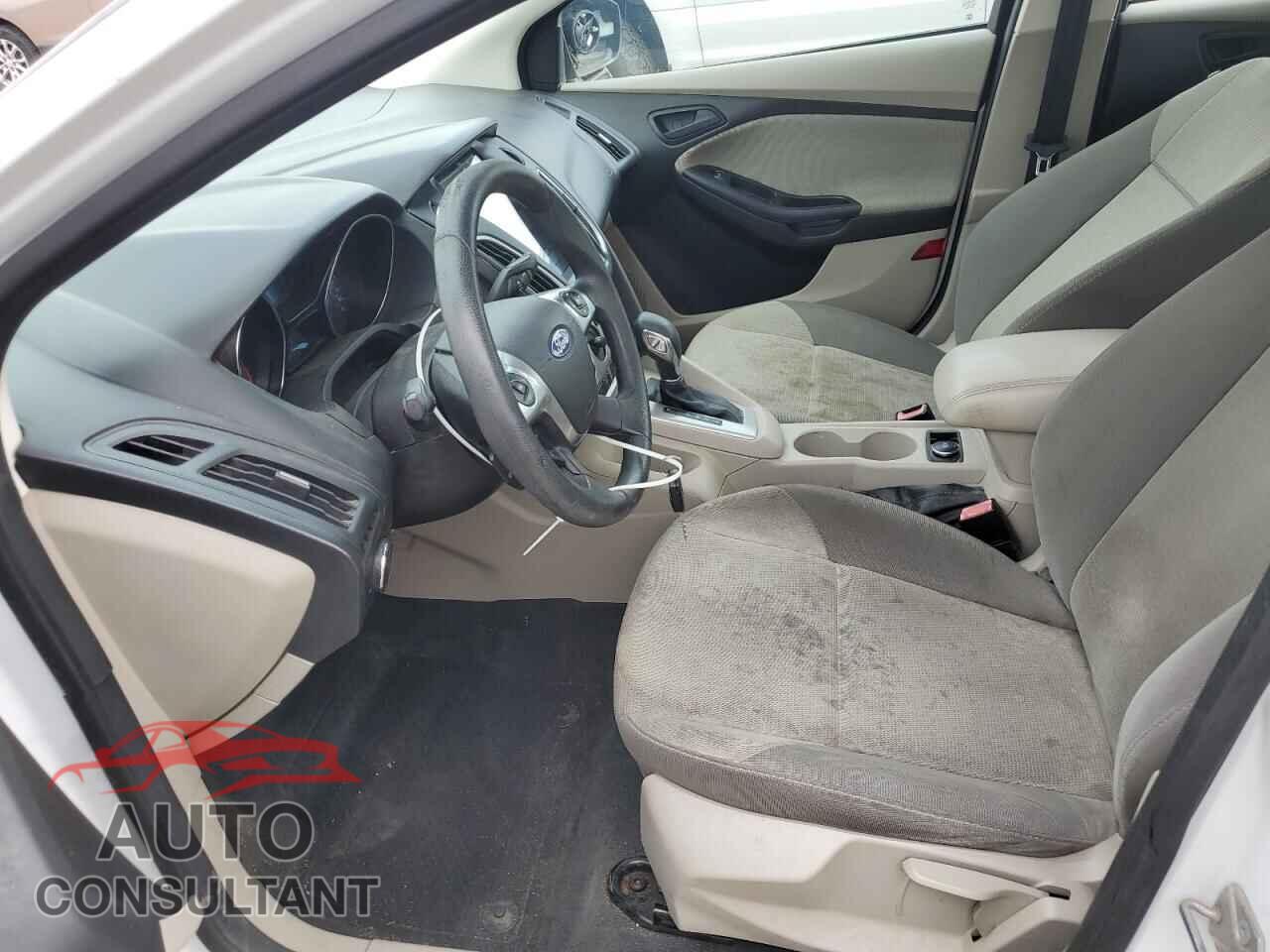 FORD FOCUS 2012 - 1FAHP3F23CL470217